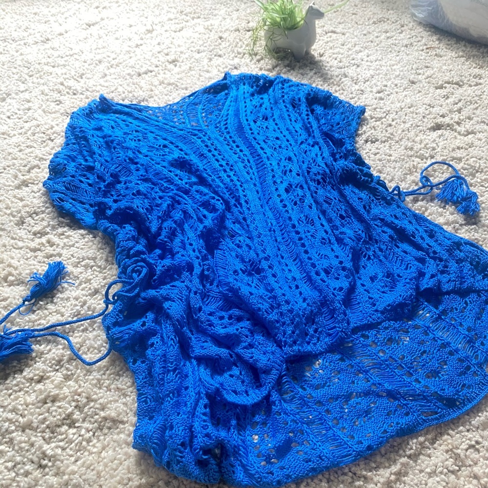 Large bright blue woven beach cover up dress - Picture 2 of 3